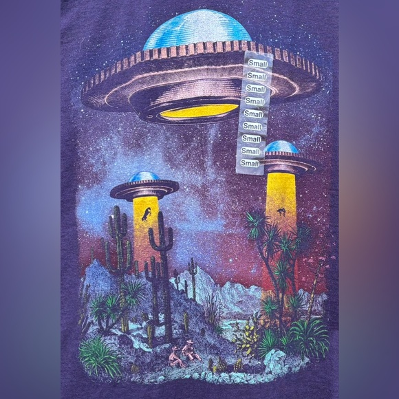 Curbside Clothing New UFO Tshirt Men’s Small But Unisex - Picture 2 of 4